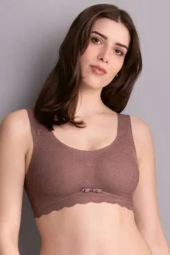 Anita Since 1886 Bralette Essential Lace -Bademode Verkaufsgeschäft Anita Essentials Lace Bralette 5400 769 berry 04 1280x1280